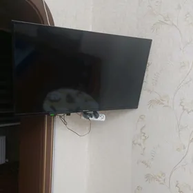 телевизор  Skyworth 43