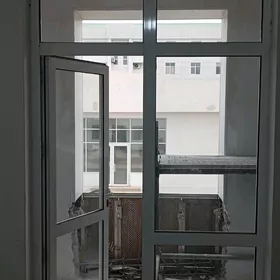 алюминиевая рама окно и дверь