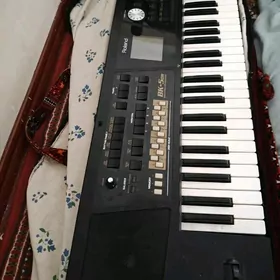 Roland BK-5 or