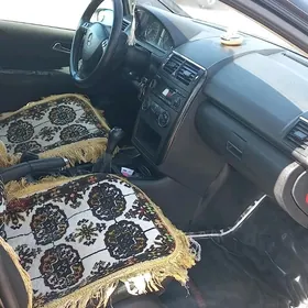 Mercedes-Benz A150 2005