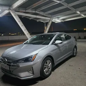 Hyundai Elantra 2020