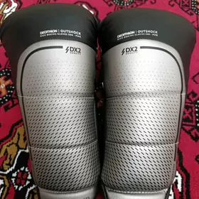 Боксерские перчатки