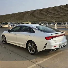 Kia K5 2021