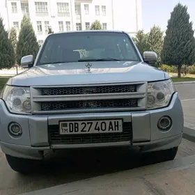 Mitsubishi Pajero 2007