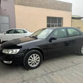 Toyota Camry 2001