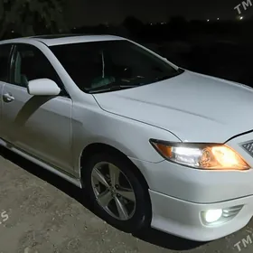 Toyota Camry 2011