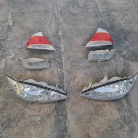 camry.2005.  faralar.