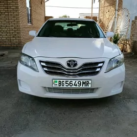 Toyota Camry 2010