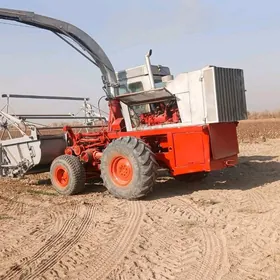 Komatsu D475A-5E0 1982