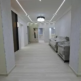 Satlyk 5 mkr 3/1 etažy 4 kom