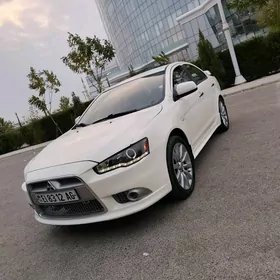 Mitsubishi Lancer 2013
