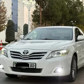 Toyota Camry 2010