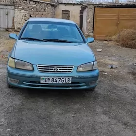 Toyota Camry 1999