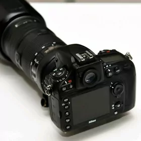 Nikon D800 +80-200obyektiw 2.8