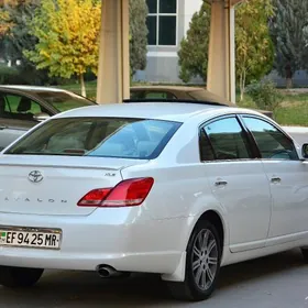 Toyota Avalon 2005