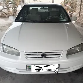 Toyota Camry 1997