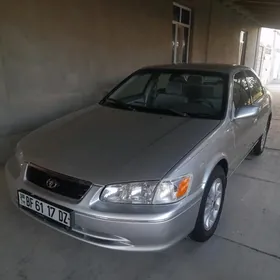 Toyota Camry 2000