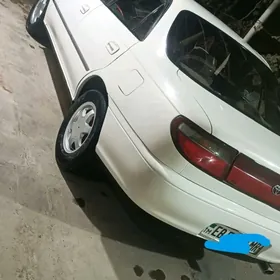 Toyota Carina 1993