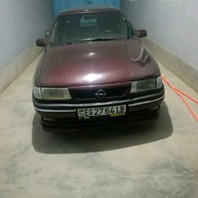 Opel Vectra 1992