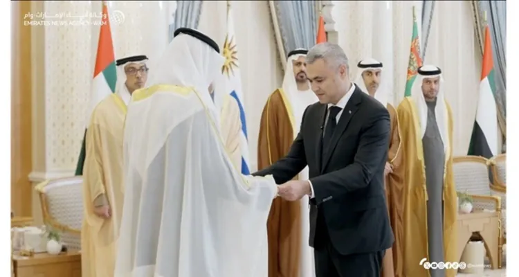 Türkmenistanyň ilçisi BAE-niň Prezidentine ynanç hatlaryny gowşurdy