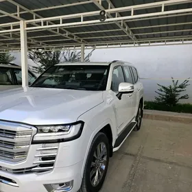 Toyota Land Cruiser 2023