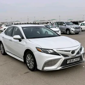Toyota Camry 2022