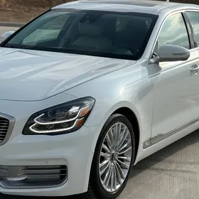 Kia K900 2019