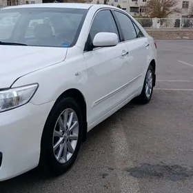 Toyota Camry 2010