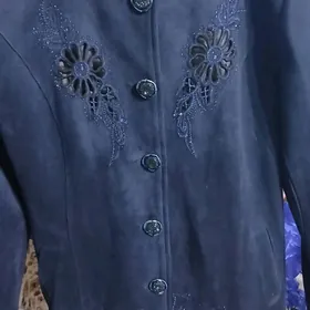 kastyum kàn geyilmedik arassa