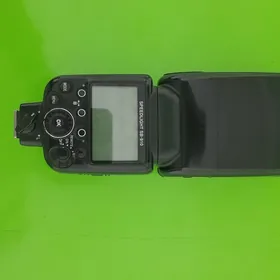 Nikon 910 spyshka