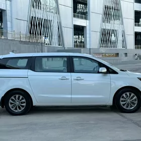 Kia Sedona 2019