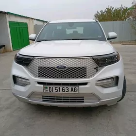 Ford Explorer 2021