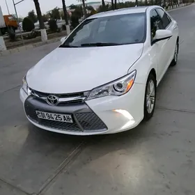 Toyota Camry 2017
