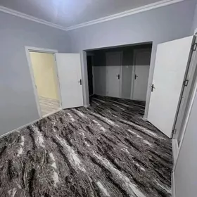 Anew panelka Arenda jay