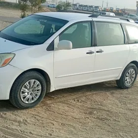 Toyota Sienna 2003
