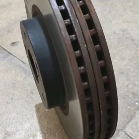 Korolla tormoz diska 2010