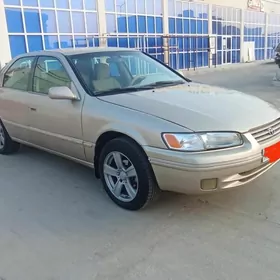 Toyota Camry 1997