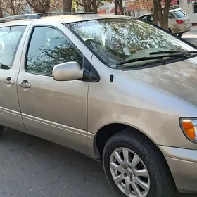 Toyota Sienna 2000