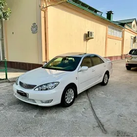 Toyota Camry 2005