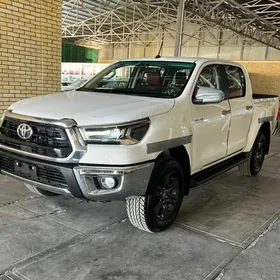Toyota Hilux 2025
