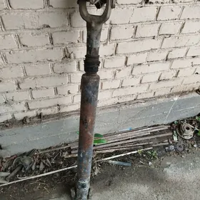 карданный вал