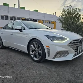 Hyundai Sonata 2021