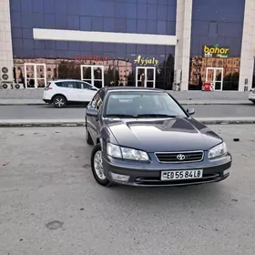 Toyota Camry 1999