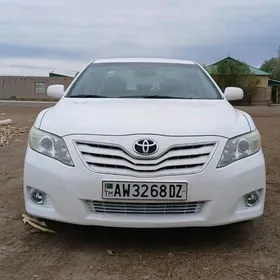 Toyota Camry 2011