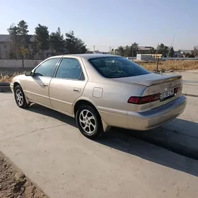 Toyota Camry 1999