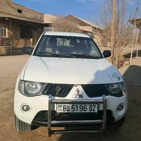Mitsubishi L200 2008