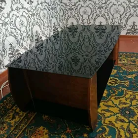 Журнальный стол