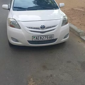 Toyota Yaris 2008