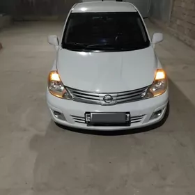 Nissan Versa 2009