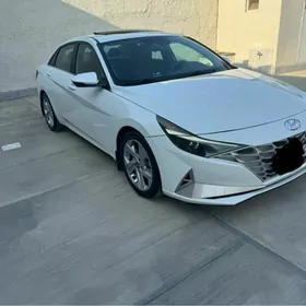 Hyundai Elantra 2021